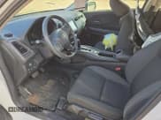 ✅ 2019 Honda HR-V LX • VIN: 3CZRU6H33KM111374 • Lot: 71615555. Wystawiony na Copart z przebiegiem 31 586 mil. Bezpłatny archiwum sprzedaży aukcyjnych z USA i szczegółowy raport historii pojazdu na DreamBid. Zdjęcie 7.