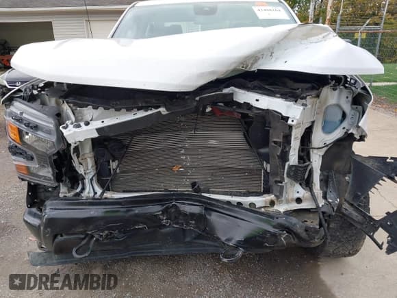 ✅ 2023 Chevrolet Silverado 1500 Work Truck • VIN: 3GCUDAEDXPG301324 • Lot: 43488164. Wystawiony na IAAI z przebiegiem 29 853 mil. Bezpłatny archiwum sprzedaży aukcyjnych z USA i szczegółowy raport historii pojazdu na DreamBid. Zdjęcie 6.