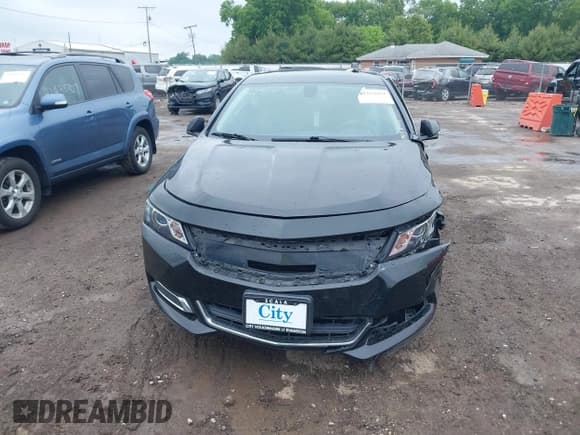 ✅ 2016 Chevrolet Impala LT • VIN: 1G1105SA6GU157633 • Lot: 42414904. Wystawiony na IAAI z przebiegiem 109 129 mil. Bezpłatny archiwum sprzedaży aukcyjnych z USA i szczegółowy raport historii pojazdu na DreamBid. Zdjęcie 12.