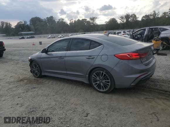 ✅ 2018 Hyundai Elantra Sport • VIN: KMHD04LB9JU611737 • Lot: 81785515. Listed on Copart with 137,588 mi. Free auction sales archive from the USA and detailed vehicle history report at DreamBid. Image 2.