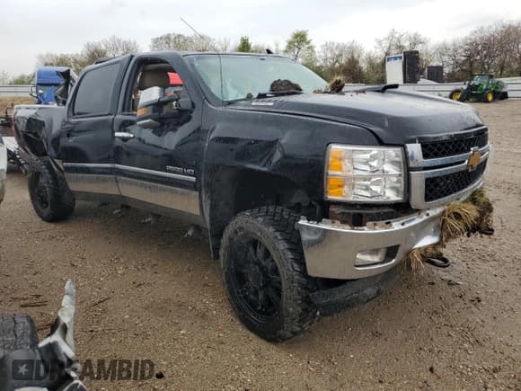 ✅ 2014 Chevrolet Silverado 2500HD LT • VIN: 1GC1KXCG2EF140829 • Лот: 54219795. Опубликован ранее на Copart с пробегом Не указан. Бесплатный доступ к архиву аукционных продаж из США и подробный отчёт об истории автомобиля на DreamBid. Изображение 4.