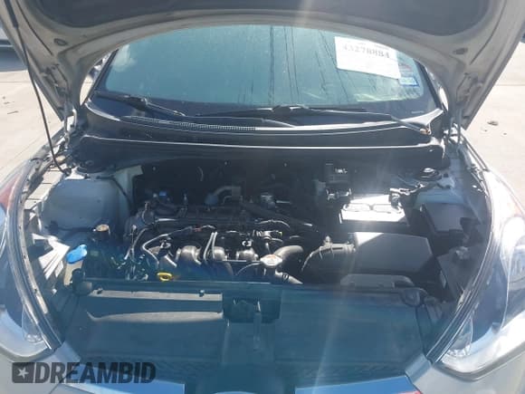 ✅ 2012 Hyundai Veloster w/Red Int • VIN: KMHTC6AD4CU053866 • Lot: 43278884. Wystawiony na IAAI z przebiegiem 155 497 mil. Bezpłatny archiwum sprzedaży aukcyjnych z USA i szczegółowy raport historii pojazdu na DreamBid. Zdjęcie 10.