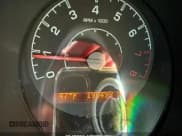 ✅ 2008 Saturn Sky • VIN: 1G8MB35B28Y112393 • Lot: 43877315. Listed on IAAI with 198,499 mi. Free auction sales archive from the USA and detailed vehicle history report at DreamBid. Image 7.