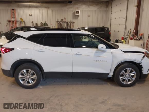✅ 2020 Chevrolet Blazer LT • VIN: 3GNKBHRS8LS726814 • Lot: 43711252. Listed on IAAI with 106,756 mi. Free auction sales archive from the USA and detailed vehicle history report at DreamBid. Image 13.