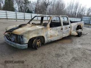 ✅ 2000 Chevrolet Silverado 3500 • VIN: 1GCHC33J1YF464147 • Лот: 50864365. Опубликован ранее на Copart с пробегом Не указан. Бесплатный доступ к архиву аукционных продаж из США и подробный отчёт об истории автомобиля на DreamBid. Изображение 1.