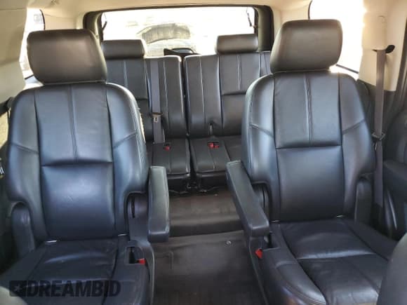 ✅ 2013 Chevrolet Tahoe LT • VIN: 1GNSCBE00DR244776 • Лот: 91173605. Опубликован ранее на Copart с пробегом 204 748 миль. Бесплатный доступ к архиву аукционных продаж из США и подробный отчёт об истории автомобиля на DreamBid. Изображение 10.