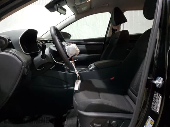 ✅ 2024 Hyundai Tucson SEL • VIN: KM8JBCDE8RU284145 • Lot: 75841274. Wystawiony na Copart z przebiegiem 23 805 mil. Bezpłatny archiwum sprzedaży aukcyjnych z USA i szczegółowy raport historii pojazdu na DreamBid. Zdjęcie 7.