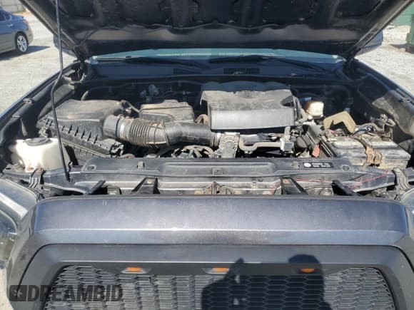 ✅ 2017 Toyota Tacoma SR5 • VIN: 5TFSZ5AN1HX053606 • Lot: 81950205. Wystawiony na Copart z przebiegiem 99 772 mil. Bezpłatny archiwum sprzedaży aukcyjnych z USA i szczegółowy raport historii pojazdu na DreamBid. Zdjęcie 11.