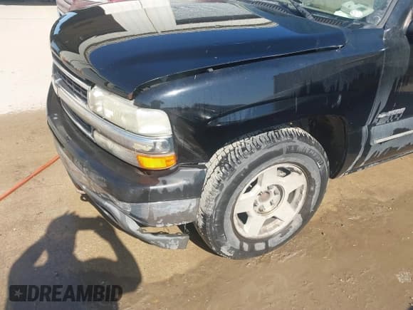 ✅ 2000 Chevrolet Suburban LS • VIN: 3GNEC16TXYG190960 • Лот: 41591948. Опубликован ранее на IAAI с пробегом 230 159 миль. Бесплатный доступ к архиву аукционных продаж из США и подробный отчёт об истории автомобиля на DreamBid. Изображение 6.