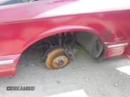 ✅ 1995 Lincoln Town Car Signature • VIN: 1LNLM82W1SY634483 • Лот: 43278342. Опубликован ранее на IAAI с пробегом 103 639 миль. Бесплатный доступ к архиву аукционных продаж из США и подробный отчёт об истории автомобиля на DreamBid. Изображение 6.