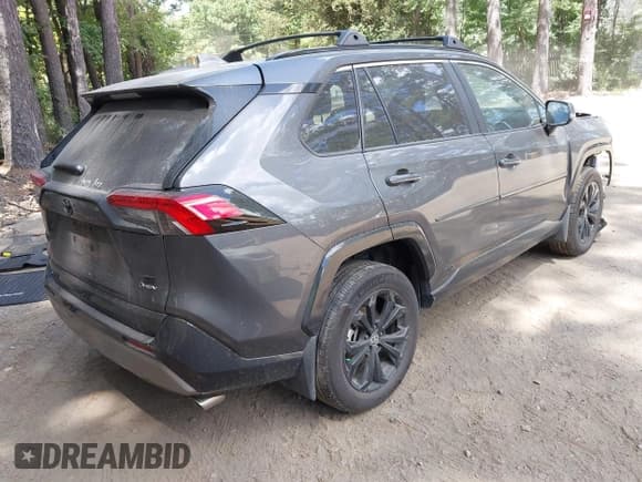 ✅ 2025 Toyota RAV4 Hybrid SE • VIN: 2T3T6RFV5SW087931 • Лот: 43109167. Опубликован ранее на IAAI с пробегом 8 534 миль. Бесплатный доступ к архиву аукционных продаж из США и подробный отчёт об истории автомобиля на DreamBid. Изображение 4.