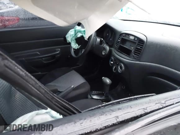 ✅ 2010 Hyundai Accent GS • VIN: KMHCM3ACXAU181917 • Лот: 42149188. Опубликован ранее на IAAI с пробегом 137 023 миль. Бесплатный доступ к архиву аукционных продаж из США и подробный отчёт об истории автомобиля на DreamBid. Изображение 5.