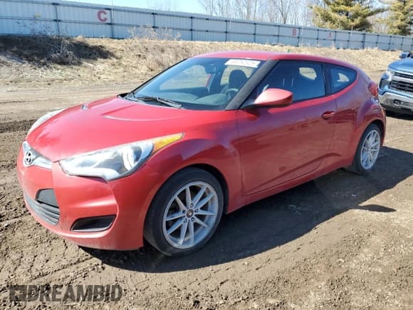 ✅ 2014 Hyundai Veloster • VIN: KMHTC6ADXEU185114 • Lot: 49252325. Wystawiony na Copart z przebiegiem 125 082 mil. Bezpłatny archiwum sprzedaży aukcyjnych z USA i szczegółowy raport historii pojazdu na DreamBid. Zdjęcie 1.