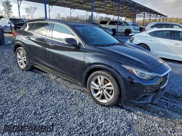 ✅ 2017 Infiniti QX30 Premium • VIN: SJKCH5CP0HA034969 • Lot: 95128905. Listed on Copart with 189,863 mi. Free auction sales archive from the USA and detailed vehicle history report at DreamBid. Image 4.