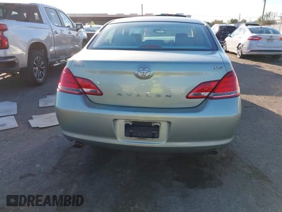 ✅ 2006 Toyota Avalon XLS • VIN: 4T1BK36B56U070832 • Lot: 43571155. Wystawiony na IAAI z przebiegiem 191 787 mil. Bezpłatny archiwum sprzedaży aukcyjnych z USA i szczegółowy raport historii pojazdu na DreamBid. Zdjęcie 16.