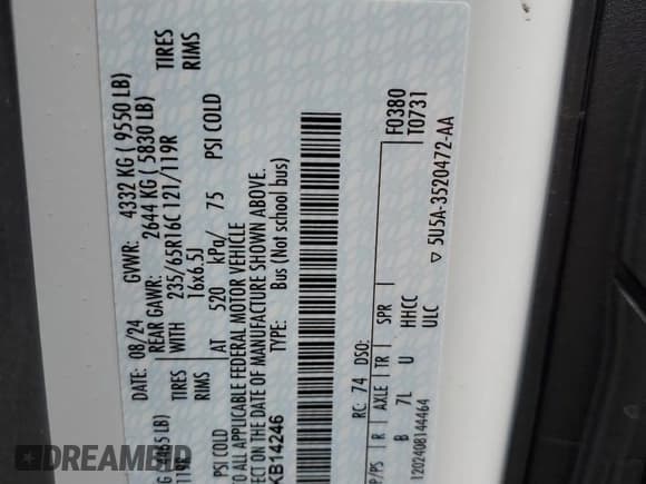 ✅ 2024 Ford Transit Passenger XL • VIN: 1FBAX9Y82RKB14246 • Lot: 49182855. Wystawiony na Copart z przebiegiem 2 167 mil. Bezpłatny archiwum sprzedaży aukcyjnych z USA i szczegółowy raport historii pojazdu na DreamBid. Zdjęcie 14.