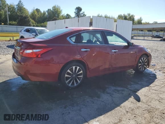 ✅ 2017 Nissan Altima SV • VIN: 1N4AL3AP6HC198415 • Lot: 86474005. Listed on Copart with 182,954 mi. Free auction sales archive from the USA and detailed vehicle history report at DreamBid. Image 3.