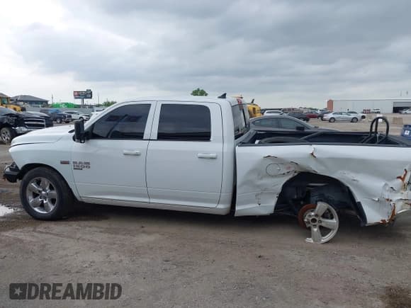 ✅ 2019 Ram 1500 SLT • VIN: 1C6RR6TT5KS722052 • Lot: 42051321. Listed on IAAI with 90,683 mi. Free auction sales archive from the USA and detailed vehicle history report at DreamBid. Image 13.