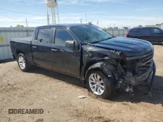 ✅ 2022 Chevrolet Silverado 1500 Custom • VIN: 1GCPABEKXNZ553307 • Lot: 70932305. Wystawiony na Copart z przebiegiem 84 185 mil. Bezpłatny archiwum sprzedaży aukcyjnych z USA i szczegółowy raport historii pojazdu na DreamBid. Zdjęcie 4.