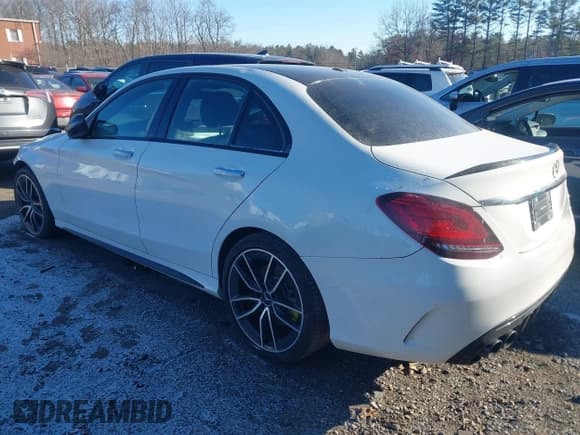 ✅ 2020 Mercedes-Benz C 43 AMG • VIN: W1KWF6EB7LR595358 • Lot: 41310045. Wystawiony na IAAI z przebiegiem Nie podano. Bezpłatny archiwum sprzedaży aukcyjnych z USA i szczegółowy raport historii pojazdu na DreamBid. Zdjęcie 3.