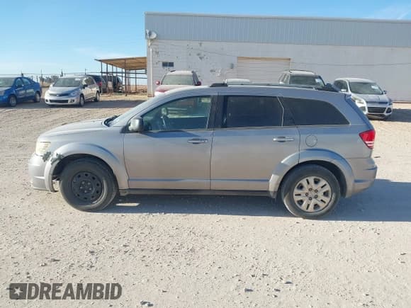 ✅ 2018 Dodge Durango SXT • VIN: 1C4RDHAG6JC277970 • Lot: 43686708. Wystawiony na IAAI z przebiegiem 86 569 mil. Bezpłatny archiwum sprzedaży aukcyjnych z USA i szczegółowy raport historii pojazdu na DreamBid. Zdjęcie 14.