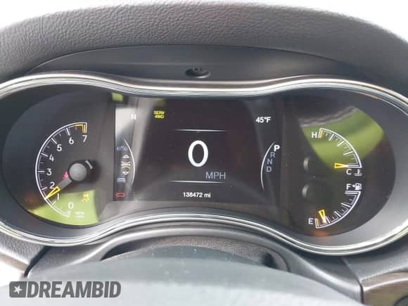 2018 Jeep Grand Cherokee Sterling z VIN 1C4RJFBGXJC425372, wystawiony jako IAAI lot #43595448 z przebiegiem 138 472 mil mil oraz . Historia ofert i sprzedaży dostępna na DreamBid. Obrazek 7.