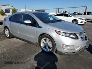 ✅ 2015 Chevrolet Volt • VIN: 1G1RD6E46FU137836 • Lot: 75009783. Wystawiony na Copart z przebiegiem 88 443 mil. Bezpłatny archiwum sprzedaży aukcyjnych z USA i szczegółowy raport historii pojazdu na DreamBid. Zdjęcie 4.