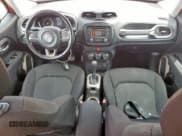 ✅ 2017 Jeep Renegade Latitude • VIN: ZACCJABB6HPG39410 • Lot: 60734725. Wystawiony na Copart z przebiegiem 147 634 mil. Bezpłatny archiwum sprzedaży aukcyjnych z USA i szczegółowy raport historii pojazdu na DreamBid. Zdjęcie 8.