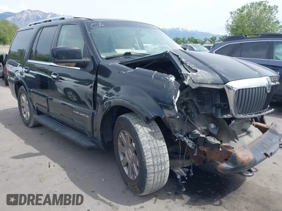 ✅ 2004 Lincoln Navigator Luxury • VIN: 5LMFU28R74LJ01322 • Lot: 42350030. Listed on IAAI with Not provided. Free auction sales archive from the USA and detailed vehicle history report at DreamBid. Image 1.