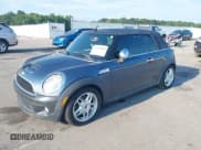 ✅ 2009 MINI Convertible S • VIN: WMWMS33589TG89415 • Лот: 42936018. Опубликован ранее на IAAI с пробегом 99 729 миль. Бесплатный доступ к архиву аукционных продаж из США и подробный отчёт об истории автомобиля на DreamBid. Изображение 2.