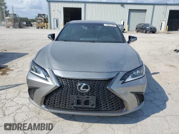 ✅ 2021 Lexus ES 350 F Sport • VIN: 58AGZ1B19MU086654 • Lot: 71031705. Wystawiony na Copart z przebiegiem 71 683 mil. Bezpłatny archiwum sprzedaży aukcyjnych z USA i szczegółowy raport historii pojazdu na DreamBid. Zdjęcie 5.