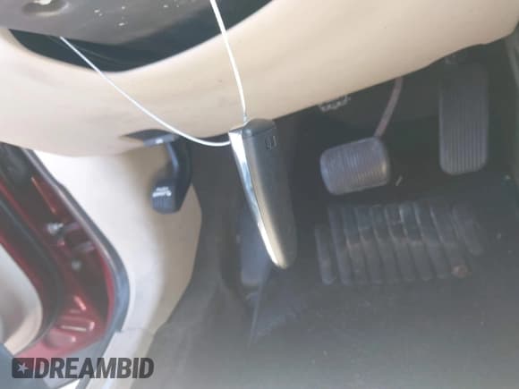 ✅ 2013 Lincoln MKS • VIN: 1LNHL9DK6DG604509 • Lot: 43437644. Wystawiony na IAAI z przebiegiem 185 344 mil. Bezpłatny archiwum sprzedaży aukcyjnych z USA i szczegółowy raport historii pojazdu na DreamBid. Zdjęcie 11.