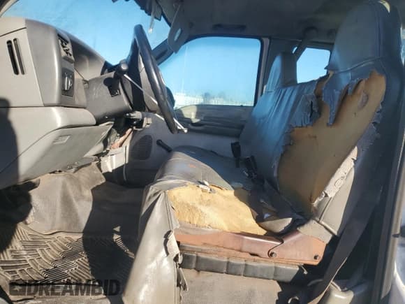 ✅ 2003 Ford F-250 XL • VIN: 1FTNX20L73EC70163 • Lot: 77061204. Listed on Copart with 387,321 mi. Free auction sales archive from the USA and detailed vehicle history report at DreamBid. Image 7.