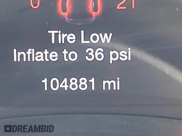 ✅ 2021 Dodge Durango SXT • VIN: 1C4RDHAG8MC693829 • Lot: 42983962. Wystawiony na IAAI z przebiegiem 104 881 mil. Bezpłatny archiwum sprzedaży aukcyjnych z USA i szczegółowy raport historii pojazdu na DreamBid. Zdjęcie 16.