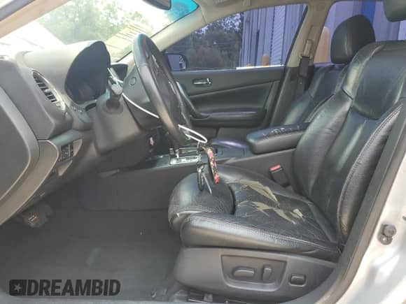 2013 Nissan Maxima S с VIN 1N4AA5AP6DC822807, выставлен на аукционе Copart как лот 58586275 с пробегом 133 554 миль миль и Списание • Salvage title. История ставок и продаж доступна на DreamBid. Изображение 7.