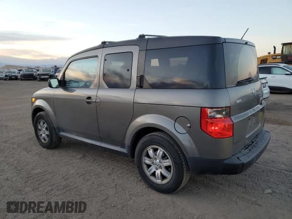 ✅ 2007 Honda Element EX • VIN: 5J6YH28757L007375 • Лот: 91051695. Опубликован ранее на Copart с пробегом 211 859 миль. Бесплатный доступ к архиву аукционных продаж из США и подробный отчёт об истории автомобиля на DreamBid. Изображение 2.
