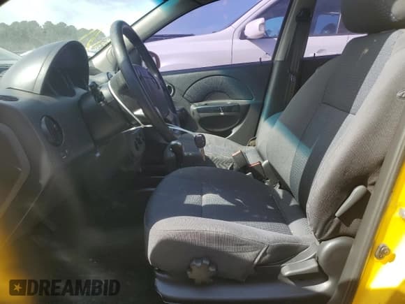 ✅ 2008 Chevrolet Aveo LS • VIN: KL1TD666X8B151824 • Lot: 47694315. Wystawiony na Copart z przebiegiem 136 425 mil. Bezpłatny archiwum sprzedaży aukcyjnych z USA i szczegółowy raport historii pojazdu na DreamBid. Zdjęcie 7.