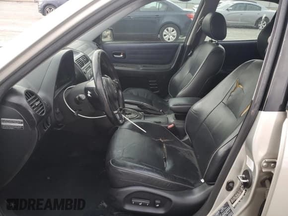 ✅ 2003 Lexus IS 300/350 • VIN: JTHBD192230075812 • Lot: 87446015. Wystawiony na Copart z przebiegiem 215 977 mil. Bezpłatny archiwum sprzedaży aukcyjnych z USA i szczegółowy raport historii pojazdu na DreamBid. Zdjęcie 7.