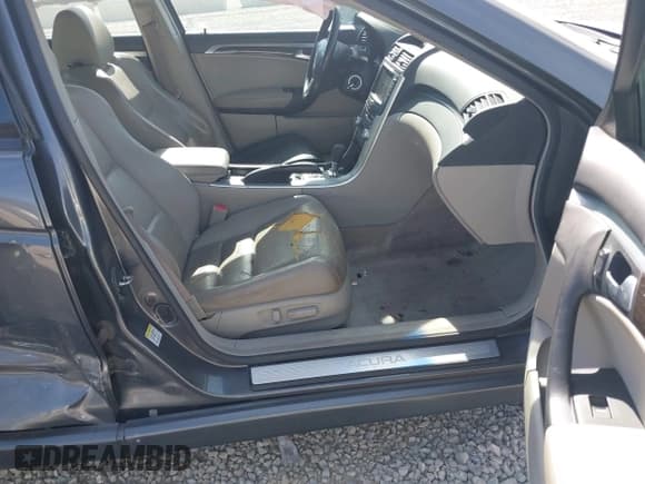 ✅ 2008 Acura TL • VIN: 19UUA66288A016786 • Lot: 43349700. Listed on IAAI with 164,244 mi. Free auction sales archive from the USA and detailed vehicle history report at DreamBid. Image 5.