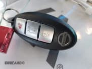 ✅ 2015 Nissan Quest SV • VIN: JN8AE2KP0F9132485 • Lot: 42862488. Wystawiony na IAAI z przebiegiem 176 241 mil. Bezpłatny archiwum sprzedaży aukcyjnych z USA i szczegółowy raport historii pojazdu na DreamBid. Zdjęcie 11.