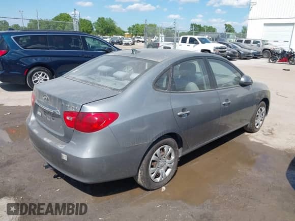 2010 Hyundai Elantra SE with VIN KMHDU4AD0AU180536, listed as a IAAI auction lot 41876023 with 251,238 mi miles and . Bid and sale history available at DreamBid. Image 4.