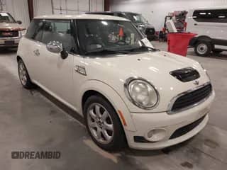 2010 MINI Hardtop S with VIN WMWMF7C56ATX44814, listed as a IAAI auction lot 43496571 with 96,784 mi miles and . Bid and sale history available at DreamBid. Image 1.