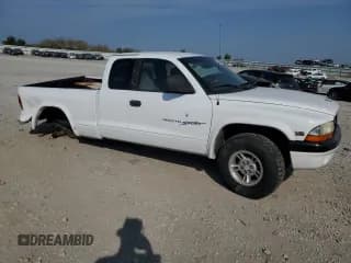 ✅ 2000 Dodge Dakota Sport • VIN: 1B7GG22N0YS547574 • Lot: 69222114. Wystawiony na Copart z przebiegiem 175 072 mil. Bezpłatny archiwum sprzedaży aukcyjnych z USA i szczegółowy raport historii pojazdu na DreamBid. Zdjęcie 4.
