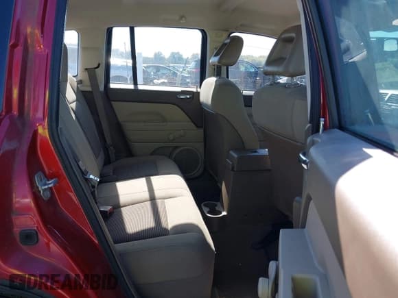 ✅ 2008 Jeep Compass Sport • VIN: 1J8FT47W88D750083 • Lot: 43589198. Listed on IAAI with 156,959 mi. Free auction sales archive from the USA and detailed vehicle history report at DreamBid. Image 8.