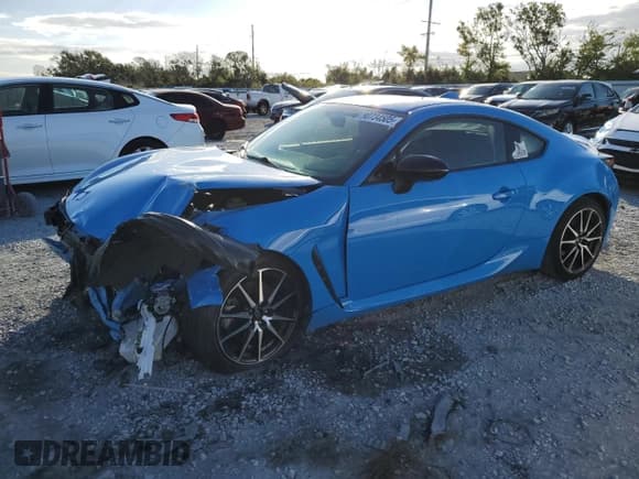 ✅ 2022 Toyota 86 • VIN: JF1ZNBC18N8752701 • Lot: 90734505. Listed on Copart with 52,279 mi. Free auction sales archive from the USA and detailed vehicle history report at DreamBid. Image 1.