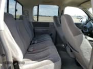 ✅ 2004 Dodge Dakota SLT • VIN: 1D7HL48K54S676645 • Lot: 56386925. Wystawiony na Copart z przebiegiem 75 734 mil. Bezpłatny archiwum sprzedaży aukcyjnych z USA i szczegółowy raport historii pojazdu na DreamBid. Zdjęcie 10.