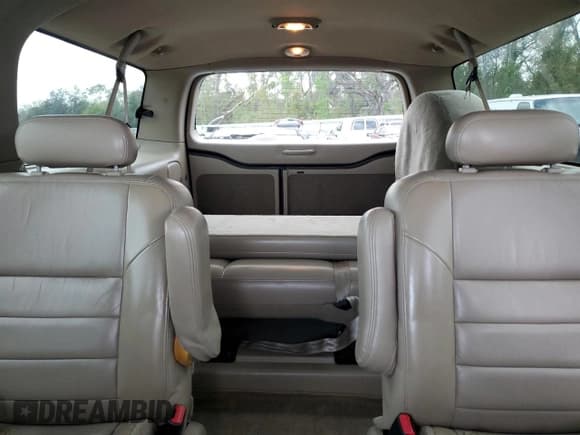 ✅ 2003 Ford Excursion Limited • VIN: 1FMNU42P13EC24120 • Лот: 48163895. Опубликован ранее на Copart с пробегом 357 362 миль. Бесплатный доступ к архиву аукционных продаж из США и подробный отчёт об истории автомобиля на DreamBid. Изображение 10.