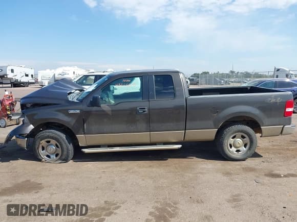 ✅ 2005 Ford F-150 XLT • VIN: 1FTPX14575NA48630 • Lot: 43215013. Listed on IAAI with 116,946 mi. Free auction sales archive from the USA and detailed vehicle history report at DreamBid. Image 15.