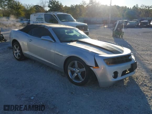 ✅ 2012 Chevrolet Camaro 1LT • VIN: 2G1FB3D35C9116372 • Lot: 43682254. Wystawiony na IAAI z przebiegiem 111 452 mil. Bezpłatny archiwum sprzedaży aukcyjnych z USA i szczegółowy raport historii pojazdu na DreamBid. Zdjęcie 1.