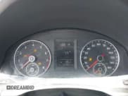 ✅ 2010 Volkswagen Jetta Limited Edition • VIN: 3VWRX7AJ1AM067933 • Lot: 42153235. Listed on IAAI with 127,051 mi. Free auction sales archive from the USA and detailed vehicle history report at DreamBid. Image 7.